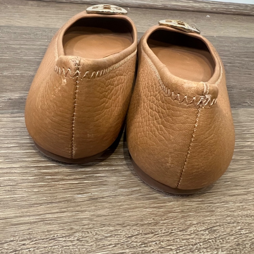 Tory Burch Tumbled Leather Reva Ballet Flats Royal Tan/Gold Size 8 - Picture 7 of 14